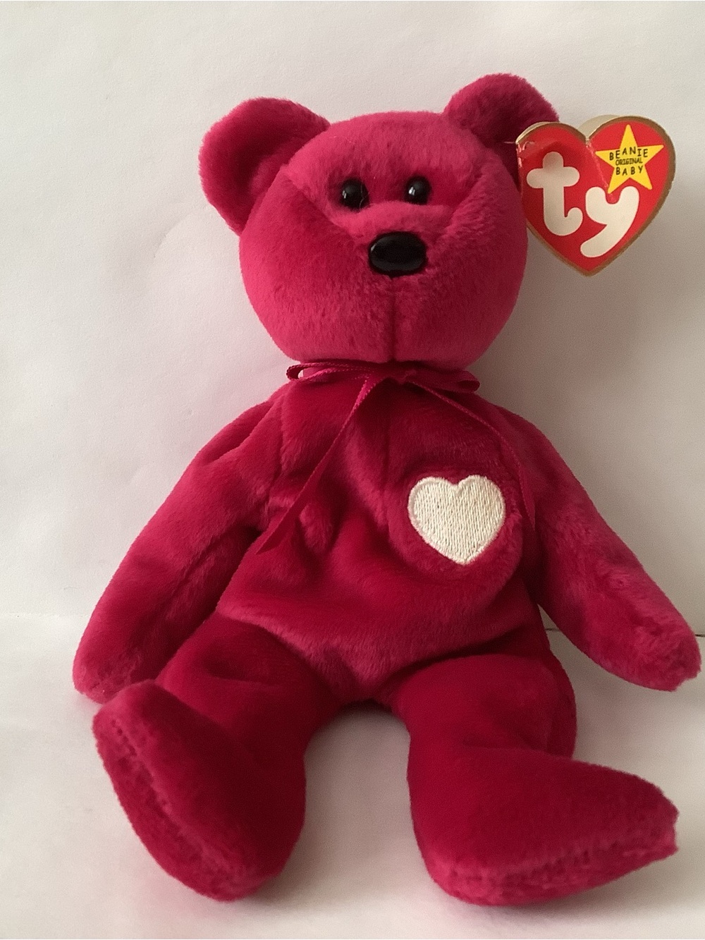 Ty beanie baby, Valentino. Retired 1998 to 1999 with errors.